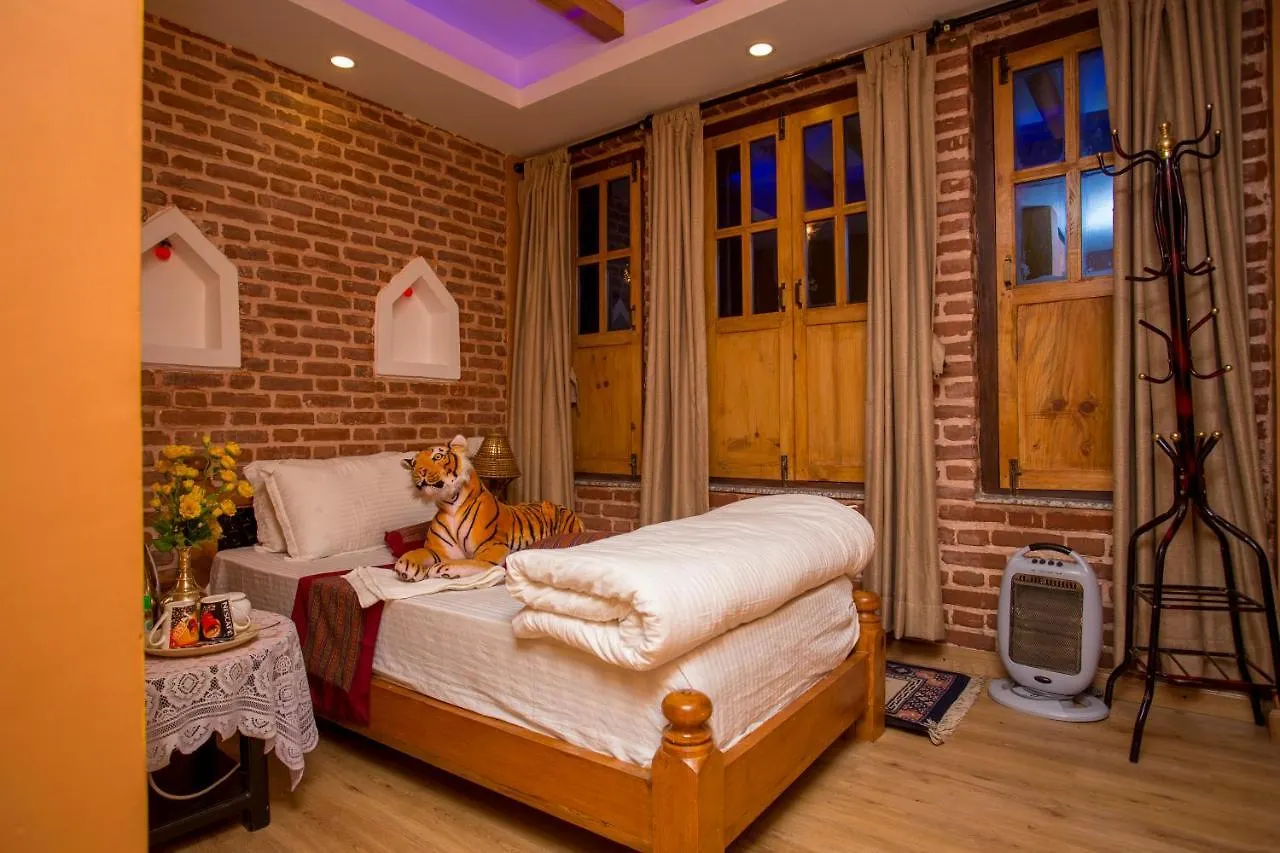 Blue Mountain Home Stay Kathmandu Bed & Breakfast